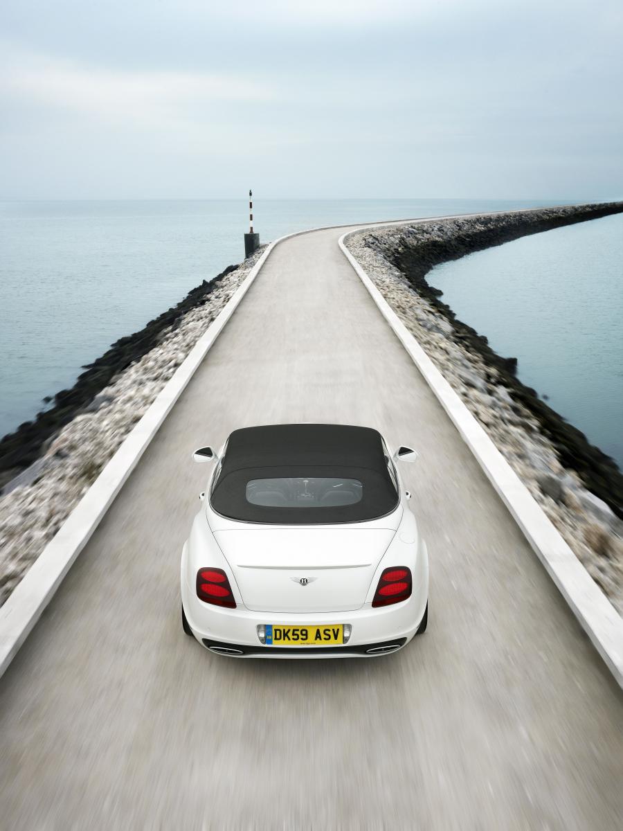  Bentley Continental SuperSports Convertible 2010 года  (фото 85 из 108)